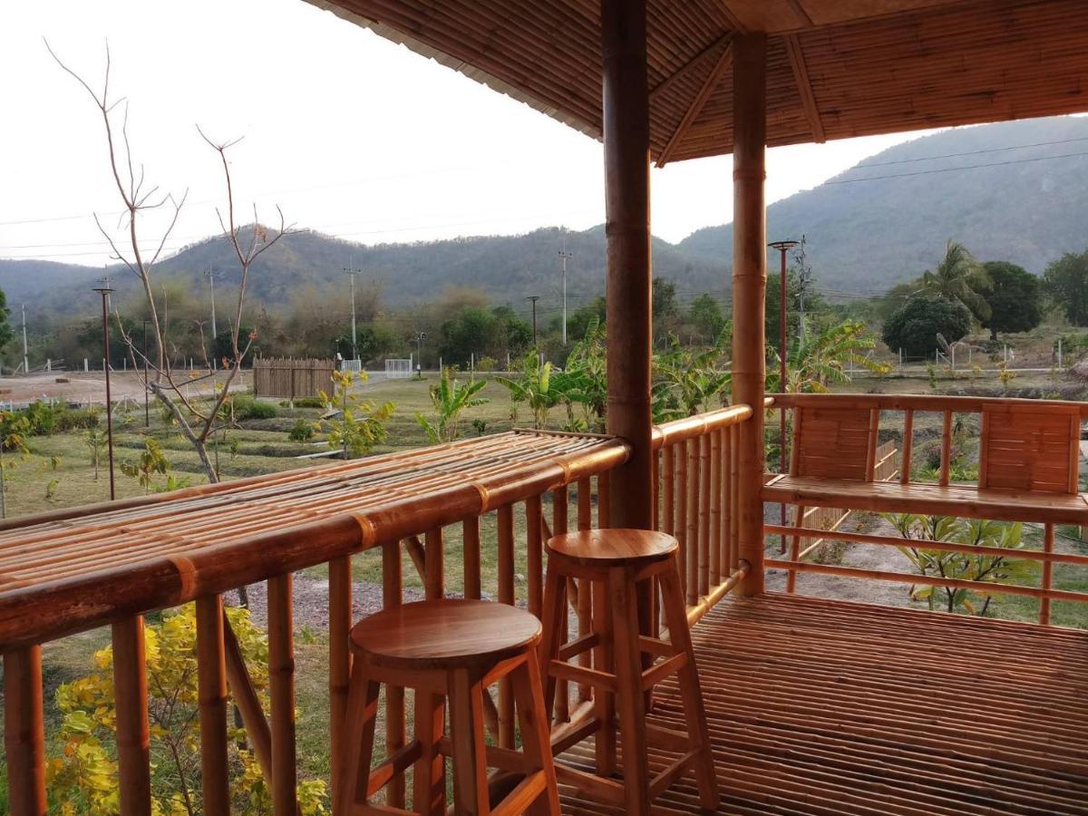 คูณ-เนื่อง ฟาร์ม สเตย์ หัวหิน Koon & Nueang Farm Stay Hua Hin Ban Bo Fai Exterior foto