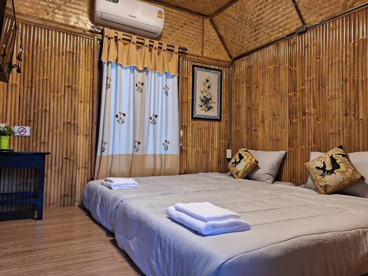 คูณ-เนื่อง ฟาร์ม สเตย์ หัวหิน Koon & Nueang Farm Stay Hua Hin Ban Bo Fai Exterior foto