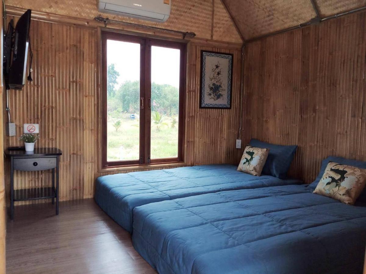 คูณ-เนื่อง ฟาร์ม สเตย์ หัวหิน Koon & Nueang Farm Stay Hua Hin Ban Bo Fai Exterior foto