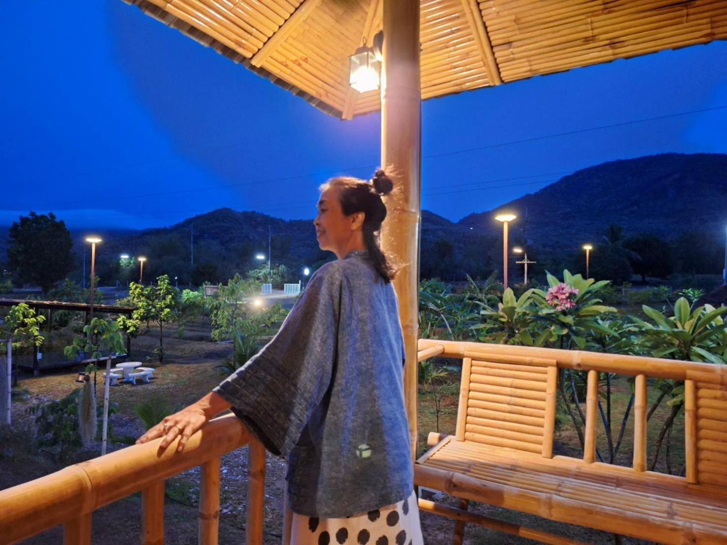 คูณ-เนื่อง ฟาร์ม สเตย์ หัวหิน Koon & Nueang Farm Stay Hua Hin Ban Bo Fai Exterior foto